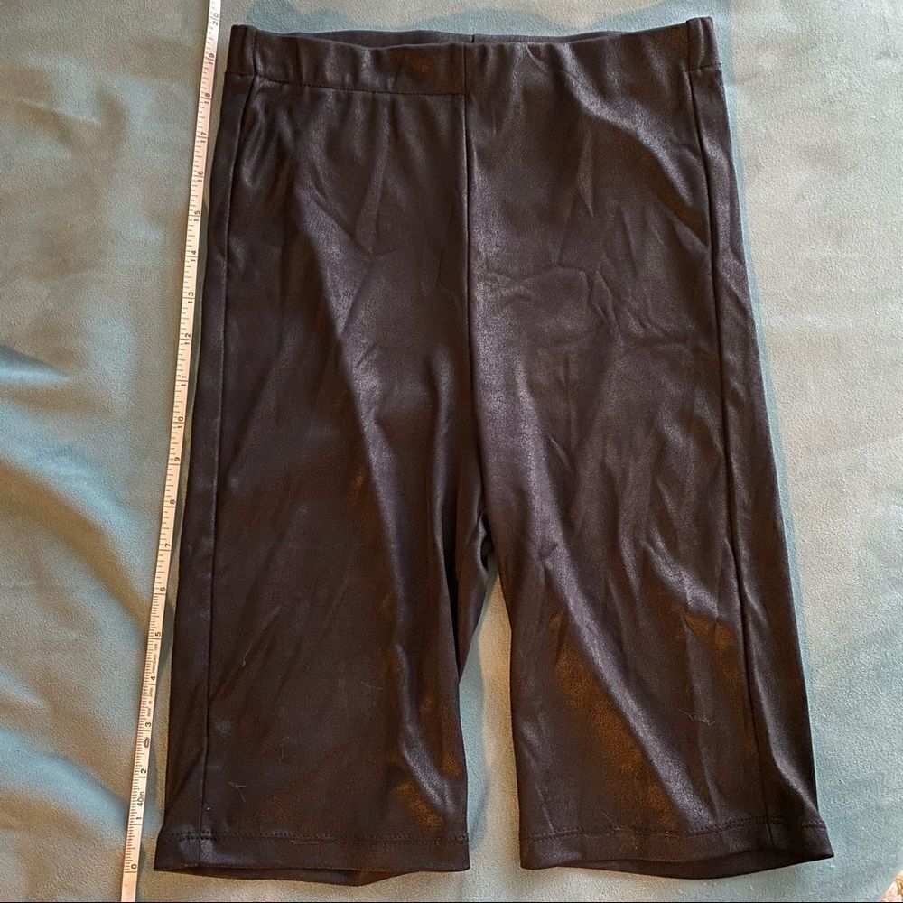 H&M Biker Short - Picture 4 of 8